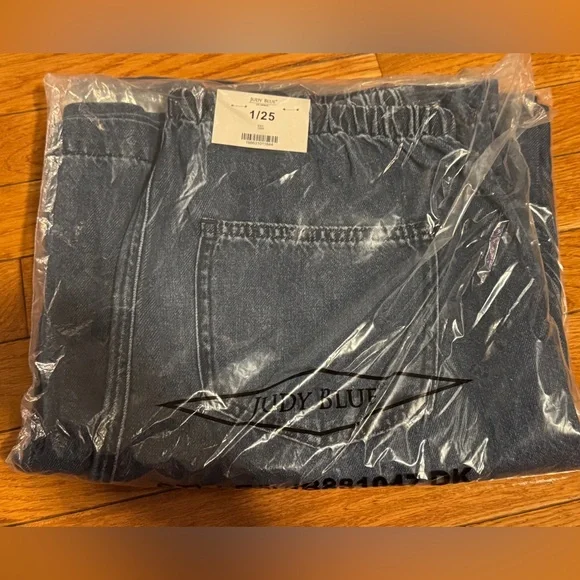 NWT Judy Blue Featherweight Palazzo Fit Jeans High Waist Wide Leg Flowy Fabric - Picture 5 of 5